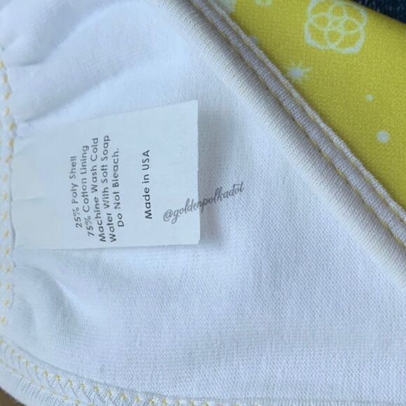 LTD Edition Kendra Scott Face Mask Set of 2 - Picture 6 of 6